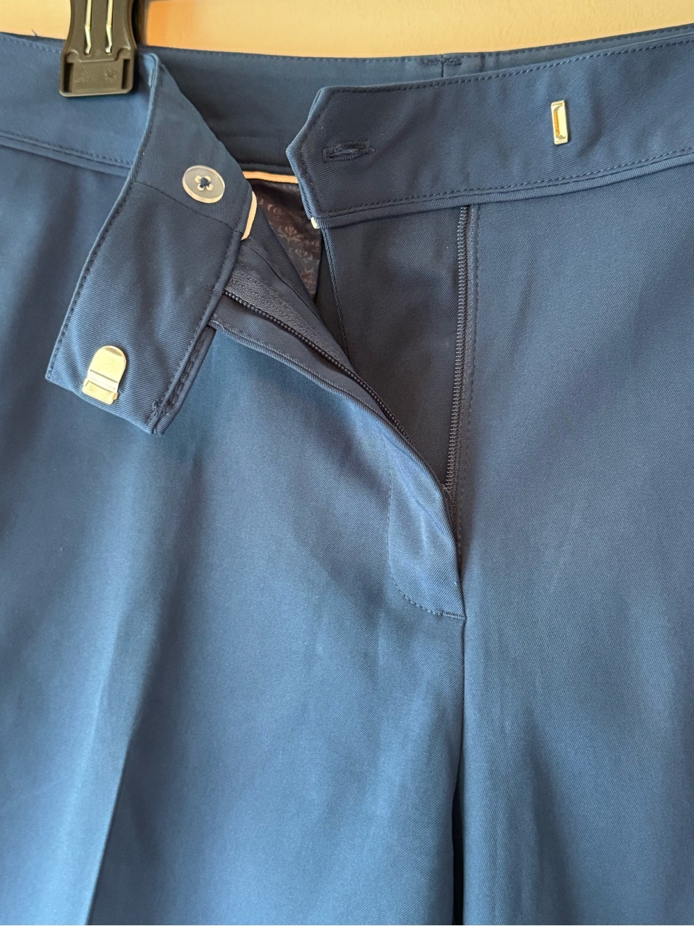 Lady Hagen Women’s Essential Golf Shorts 8 EUC - Picture 3 of 5